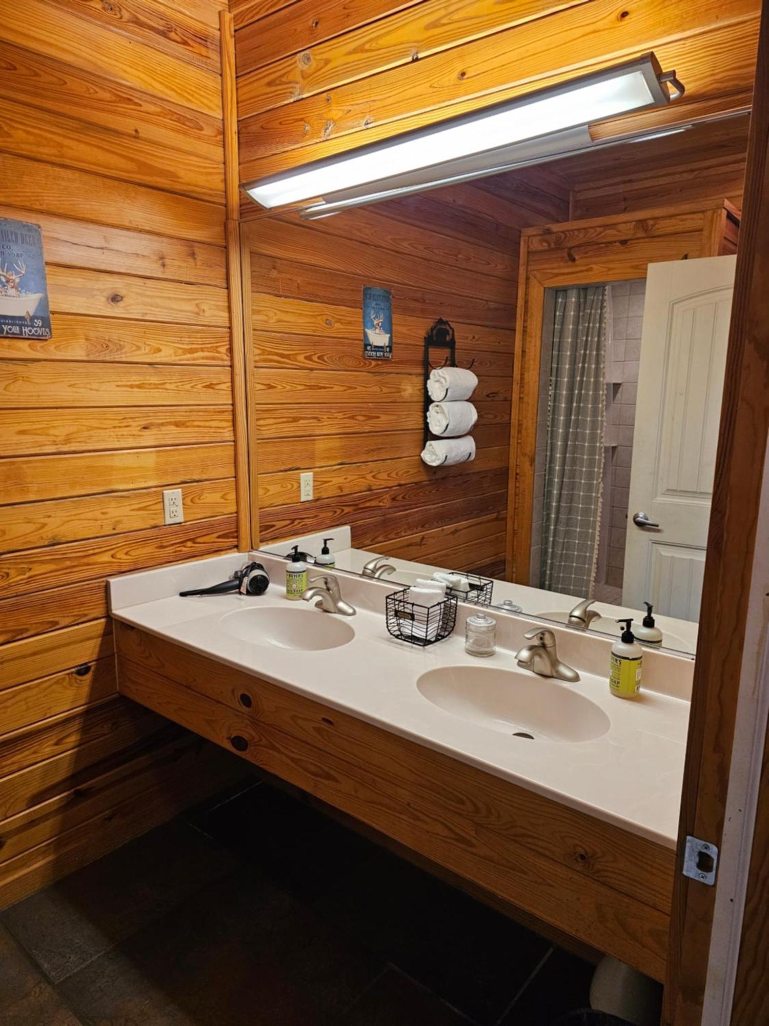 5 Min To Beaver Lake-King Bed-Fire Pit-Jetted Tub #2 Eureka Springs Buitenkant foto